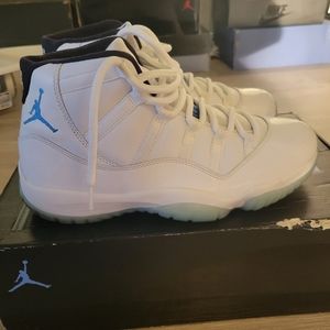 Air Jordan 11 Retro 'Legend Blue